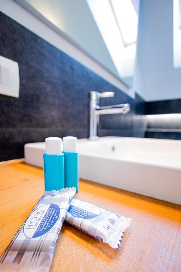 Apartment Wolvesdensuite Con Terrazzi E Garage Gratuito Mailand